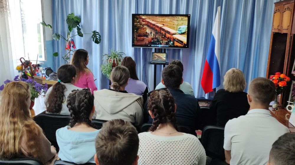 Сегодня в пгт Нижний Нагольчик для учащихся Нижненагольчикской средней школы имени В.В. Шевченко работниками сельского дома культуры совместно с отделом по делам территорий и библиотекарем прошла тематическая воспитательная... Сегодня в пгт Нижний Нагольчик для учащихся Нижненагольчикской средней школы имени В.В. Шевченко работниками сельского дома культуры совместно с отделом по делам территорий и библиотекарем прошла тематическая воспитательная...