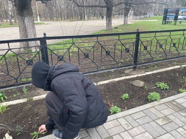 Краснолучский колледж промышленности и сервиса присоединился к экологической акции "Чистая Республика - 2025" Краснолучский колледж промышленности и сервиса присоединился к экологической акции "Чистая Республика - 2025"
