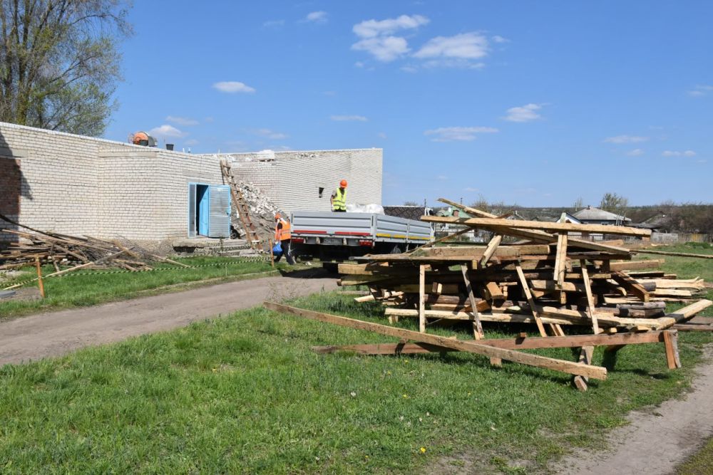 #ВОРОНЕЖСНАМИ. В Новопсковском муниципальном округе продолжаются работы по восстановлению инфраструктуры при поддержке Воронежской области #ВОРОНЕЖСНАМИ. В Новопсковском муниципальном округе продолжаются работы по восстановлению инфраструктуры при поддержке Воронежской области