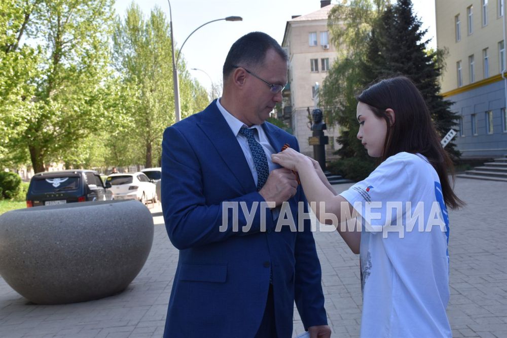 Алчевск присоединился к Международной акции «Георгиевская лента», посвященной 80-летию Победы в Великой Отечественной войне Алчевск присоединился к Международной акции «Георгиевская лента», посвященной 80-летию Победы в Великой Отечественной войне