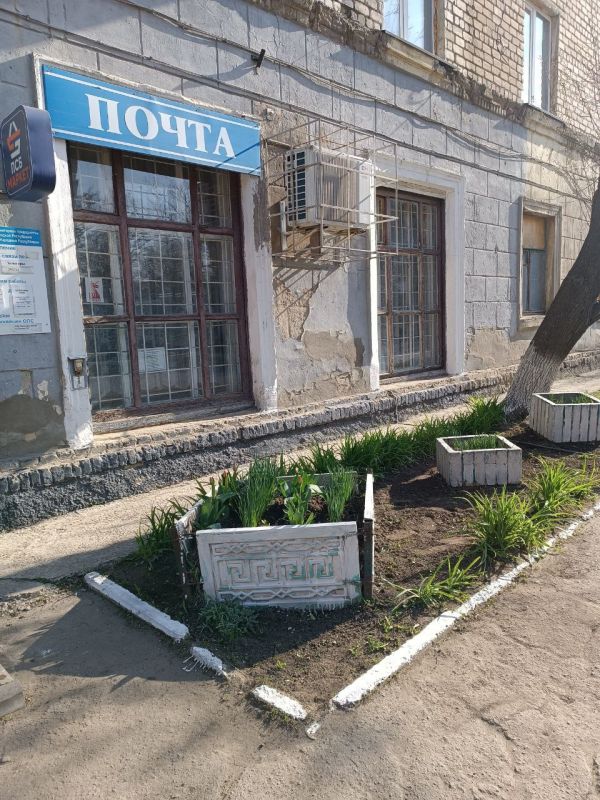 Череда субботников продолжается Почтовики из разных уголков Республики активно участвуют в наведении порядка в рамках республиканской акции «Чистая Республика — 2025» Череда субботников продолжается Почтовики из разных уголков Республики активно участвуют в наведении порядка в рамках республиканской акции «Чистая Республика — 2025»