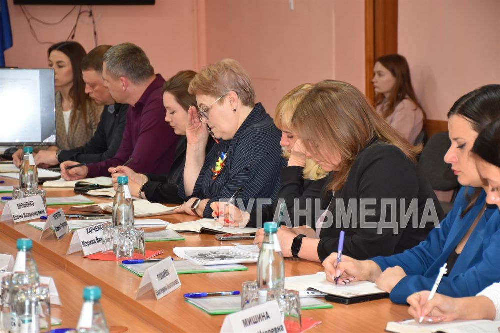 В Перевальском муниципальном округе состоялась рабочая встреча с представителями ФАУ «Единый институт пространственного планирования РФ» В Перевальском муниципальном округе состоялась рабочая встреча с представителями ФАУ «Единый институт пространственного планирования РФ»