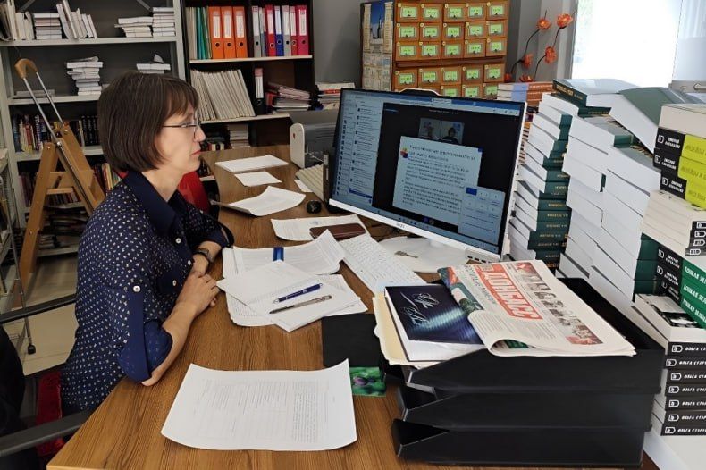 Библиотекари Свердловска стали слушателями семинара «Комплектование фондов библиотек ЛНР: основные задачи и решения» Библиотекари Свердловска стали слушателями семинара «Комплектование фондов библиотек ЛНР: основные задачи и решения»