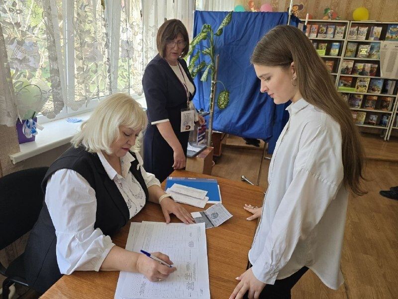 В Молодогвардейске старшеклассники освоили азы избирательного процесса В Молодогвардейске старшеклассники освоили азы избирательного процесса