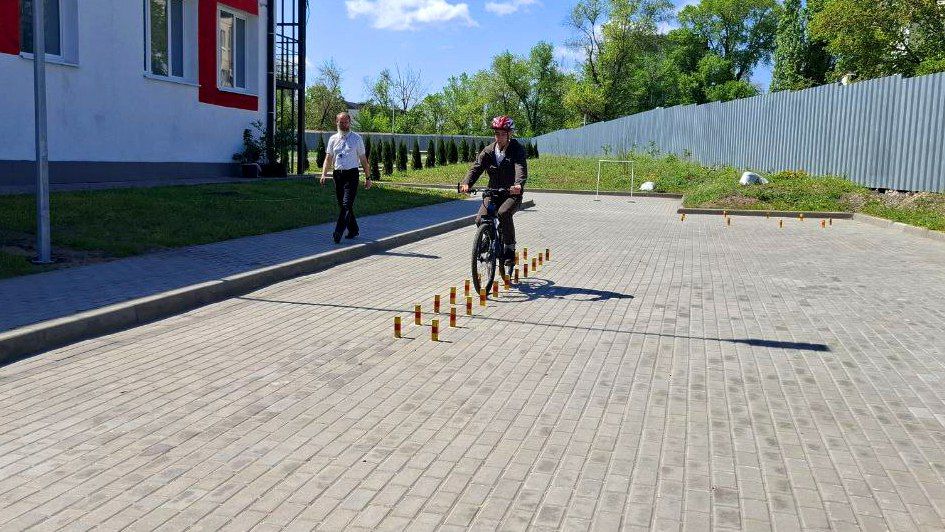 Безопасное колесо!. В Северодонецком городской центре патриотического воспитания, туризма и краеведения состоялись велосоревнования Безопасное колесо!. В Северодонецком городской центре патриотического воспитания, туризма и краеведения состоялись велосоревнования