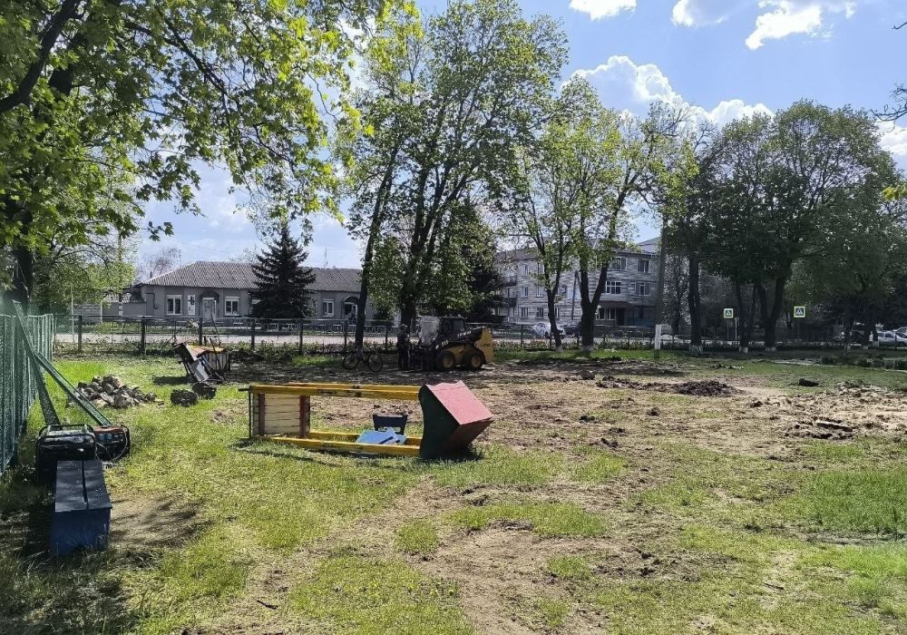 В рамках национального проекта «Формирование комфортной городской среды» в Белокуракинском муниципальном округе приступили к благоустройству общественных территорий по улицам Ленина и Чапаева В рамках национального проекта «Формирование комфортной городской среды» в Белокуракинском муниципальном округе приступили к благоустройству общественных территорий по улицам Ленина и Чапаева