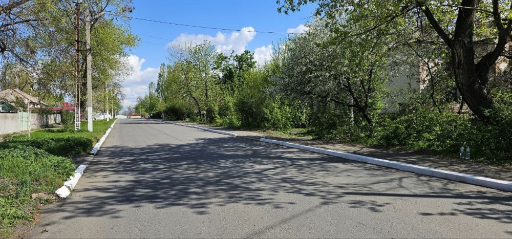 В г. Вахрушево продолжаются работы по благоустройству В г. Вахрушево продолжаются работы по благоустройству