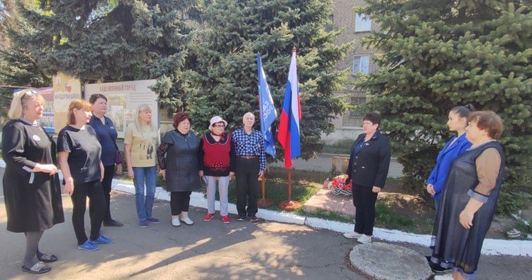 В Молодогвардейске прошла церемония возложения цветов «Непроходящая боль Чернобыля» В Молодогвардейске прошла церемония возложения цветов «Непроходящая боль Чернобыля»