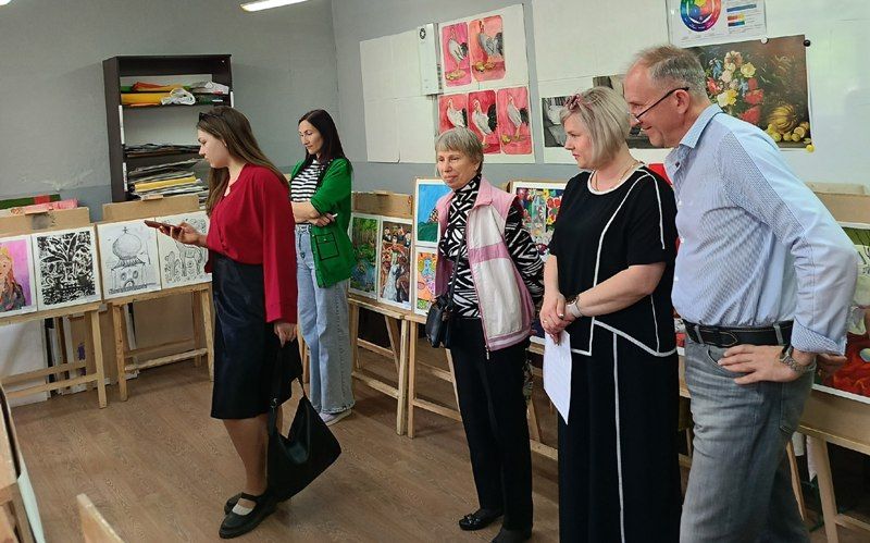 В Краснодоне прошёл первый отборочный тур фестиваля «Кубок Матусовского» В Краснодоне прошёл первый отборочный тур фестиваля «Кубок Матусовского»