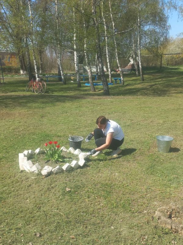 В Белокуракинском округе активно ведутся работы по благоустройству общественных территорий В Белокуракинском округе активно ведутся работы по благоустройству общественных территорий