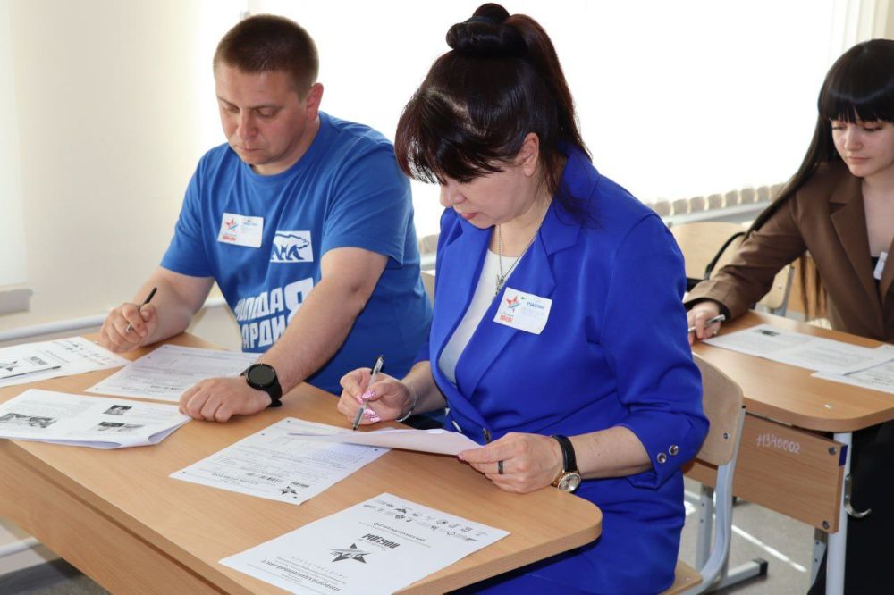 Знать, чтобы помнить: северодончане присоединились к Диктанту Победы Знать, чтобы помнить: северодончане присоединились к Диктанту Победы