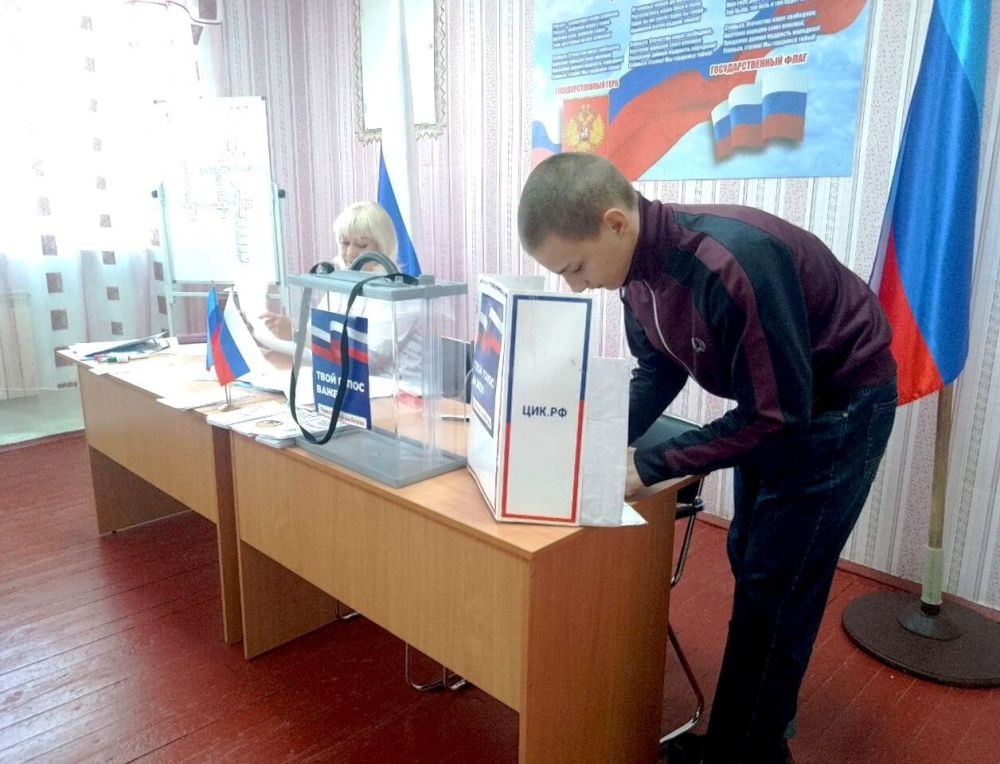 Студентам провели урок избирательного права Студентам провели урок избирательного права
