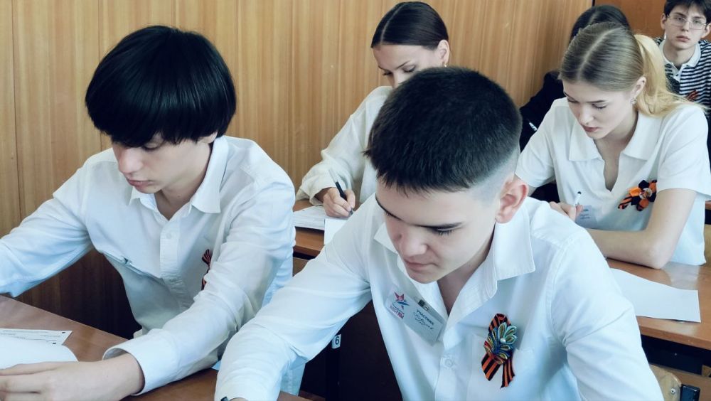 Ровенчане присоединились к Всероссийской исторической акции «Диктант Победы» Ровенчане присоединились к Всероссийской исторической акции «Диктант Победы»