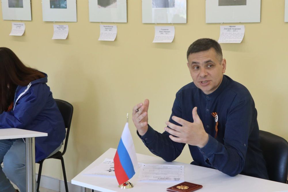 Знать, чтобы помнить: северодончане присоединились к Диктанту Победы Знать, чтобы помнить: северодончане присоединились к Диктанту Победы