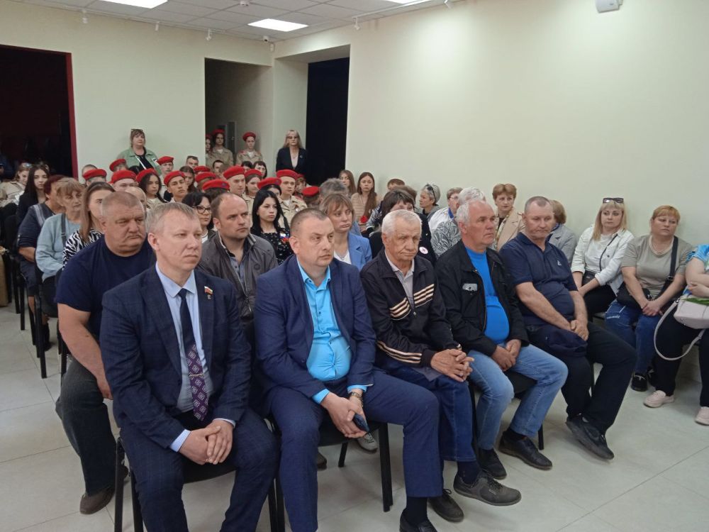 В Перевальском районном историческом музее прошла встреча с ликвидаторами аварии на Чернобыльской АЭС «Герои Чернобыля» В Перевальском районном историческом музее прошла встреча с ликвидаторами аварии на Чернобыльской АЭС «Герои Чернобыля»