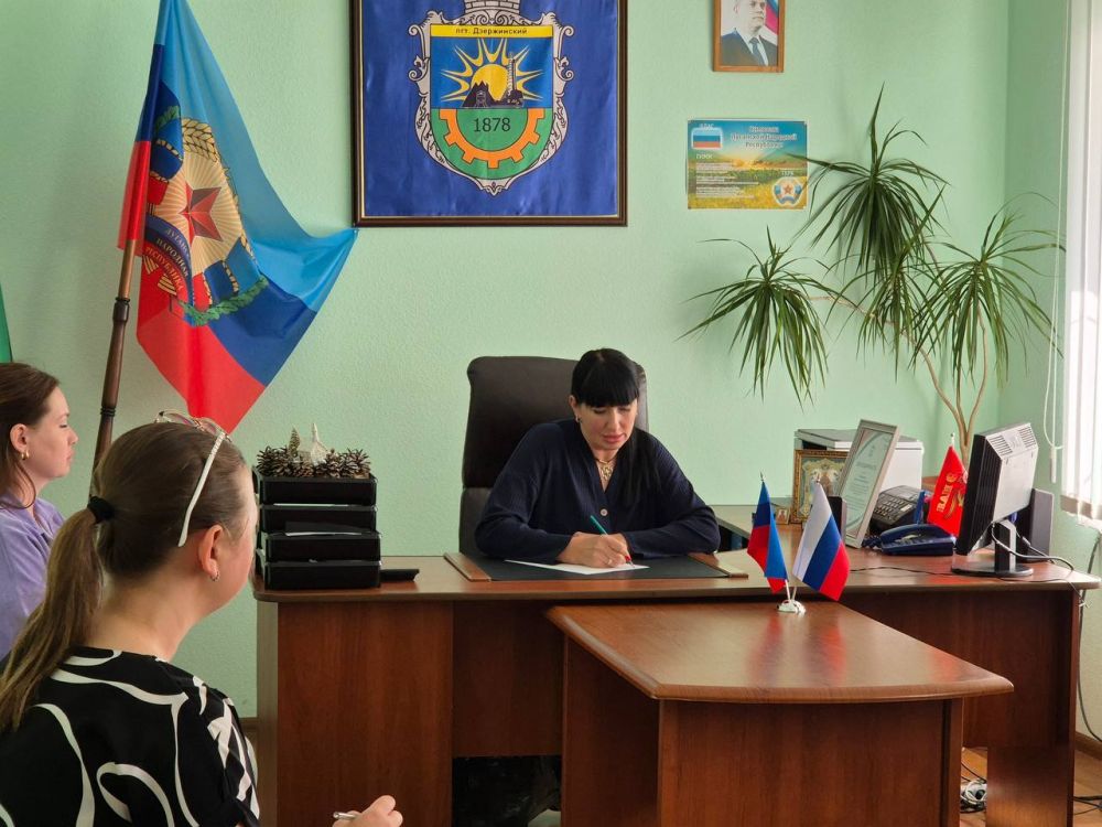Сегодня в отделе жизнеобеспечения пгтДзержинский проведено рабочее совещание с руководителями образовательных учреждений Сегодня в отделе жизнеобеспечения пгтДзержинский проведено рабочее совещание с руководителями образовательных учреждений