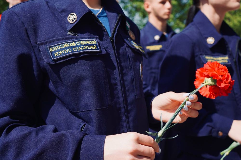Память о тех, кто спасал жизни: День памяти МЧС России Память о тех, кто спасал жизни: День памяти МЧС России