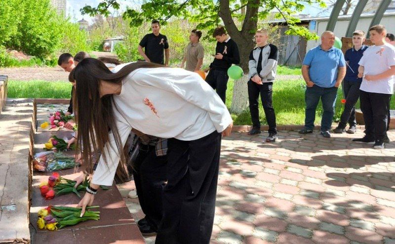 Заседание молодёжного клуба «Центр Притяжения» в Краснодонском муниципальном округе Заседание молодёжного клуба «Центр Притяжения» в Краснодонском муниципальном округе