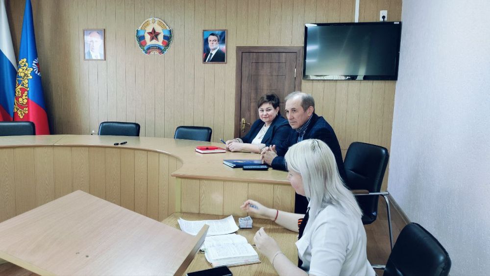 В Администрации городского округа город Ровеньки состоялось совещание с заместителями Главы городского округа город Ровеньки и начальниками структурных подразделений В Администрации городского округа город Ровеньки состоялось совещание с заместителями Главы городского округа город Ровеньки и начальниками структурных подразделений