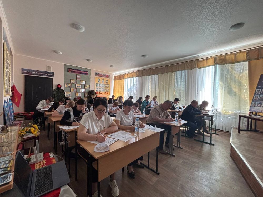Жители Первомайского городского округа приняли участие во Всемирной акции «Диктант Победы» Жители Первомайского городского округа приняли участие во Всемирной акции «Диктант Победы»