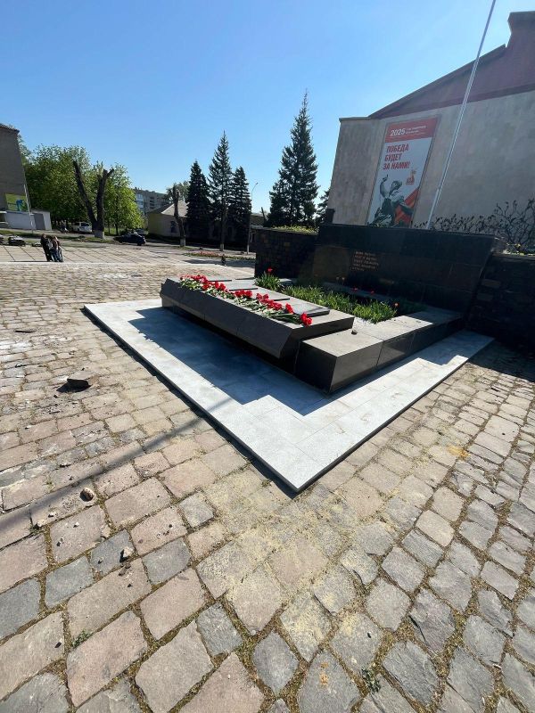 Мемориал «Слава»: Коми обновляет памятник героям в Ровеньках Мемориал «Слава»: Коми обновляет памятник героям в Ровеньках