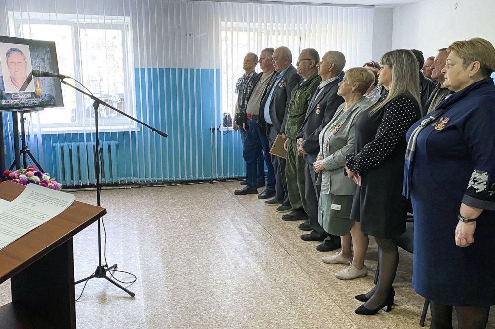 В пгт Новосветловка вспоминали Чернобыльскую трагедию В пгт Новосветловка вспоминали Чернобыльскую трагедию