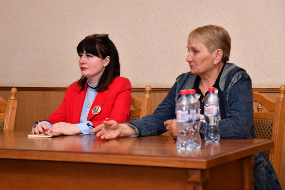 В Администрации Свердловского муниципального округа состоялась очередная встреча с членами семей погибших участников СВО В Администрации Свердловского муниципального округа состоялась очередная встреча с членами семей погибших участников СВО