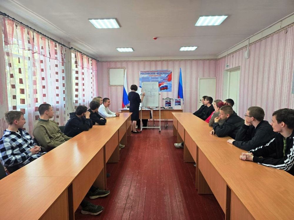 Студентам провели урок избирательного права Студентам провели урок избирательного права