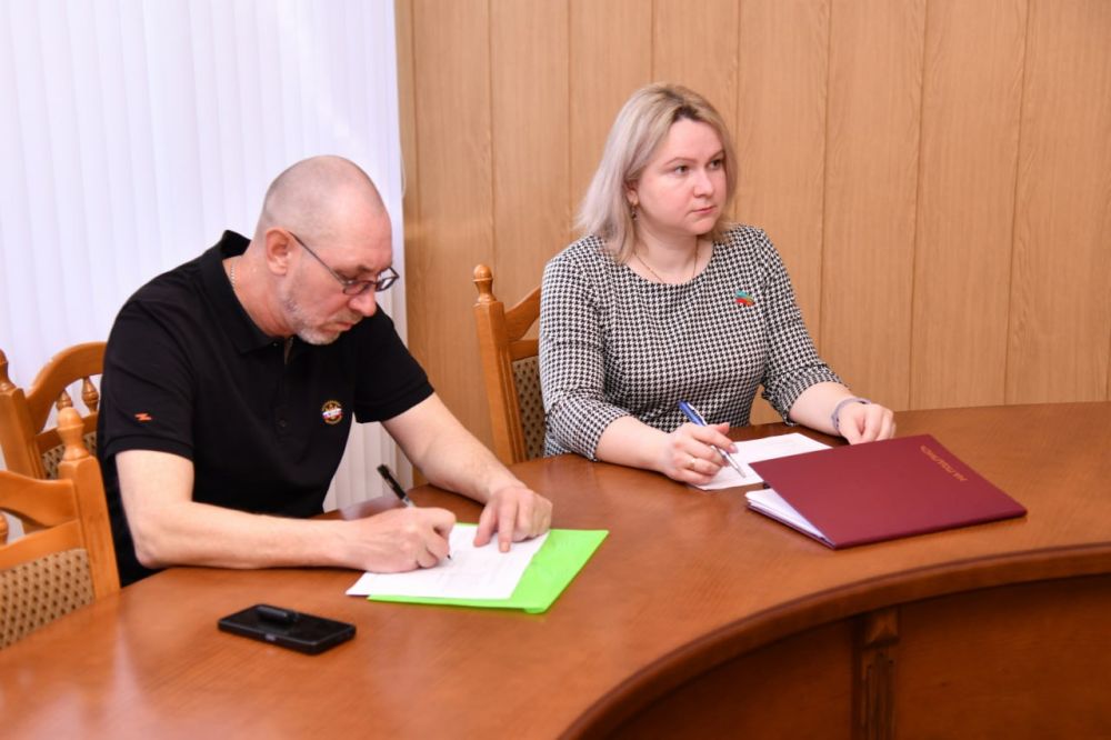 В Администрации Свердловского муниципального округа состоялась очередная встреча с членами семей погибших участников СВО В Администрации Свердловского муниципального округа состоялась очередная встреча с членами семей погибших участников СВО