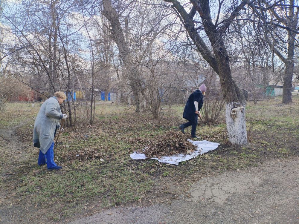 Медицинские работники Перевальской районной больницы приняли участи в акции "Чистая Республика-2025" Медицинские работники Перевальской районной больницы приняли участи в акции "Чистая Республика-2025"