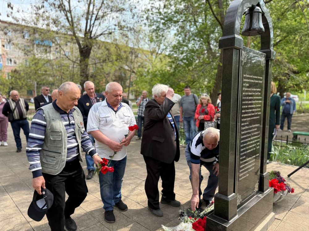 Виктория Сергеева: Сегодня по моему поручению Первый заместитель Главы Василий Васильевич Ткачев принял участие в митинге, посвященном Чернобыльской аварии Виктория Сергеева: Сегодня по моему поручению Первый заместитель Главы Василий Васильевич Ткачев принял участие в митинге, посвященном Чернобыльской аварии