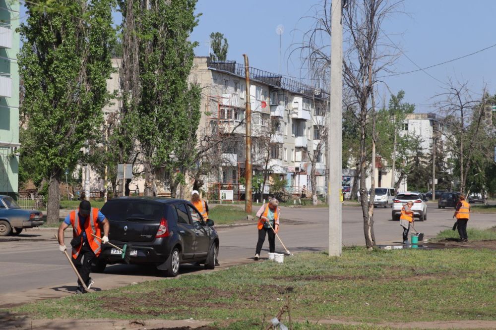 Северодончане приняли участие во Всероссийском субботнике Северодончане приняли участие во Всероссийском субботнике