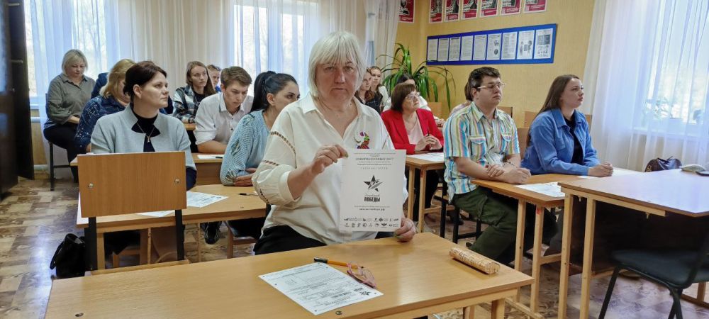 В рамках проекта «Историческая память» партии «Единая Россия» жители Славяносербщины приняли участие в Международной акции «Диктант Победы» В рамках проекта «Историческая память» партии «Единая Россия» жители Славяносербщины приняли участие в Международной акции «Диктант Победы»