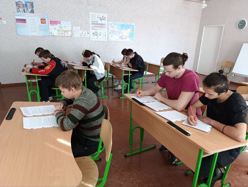 «ШКОЛА ВЫПУСКНИКА» В ГРЕЧИШКИНО: ПОМАГАЯ ШКОЛЬНИКАМ ОПРЕДЕЛИТЬСЯ С БУДУЩИМ «ШКОЛА ВЫПУСКНИКА» В ГРЕЧИШКИНО: ПОМАГАЯ ШКОЛЬНИКАМ ОПРЕДЕЛИТЬСЯ С БУДУЩИМ