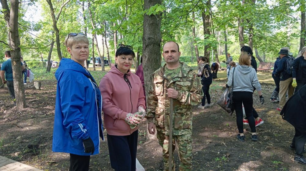Субботник — это забота о родной земле Субботник — это забота о родной земле