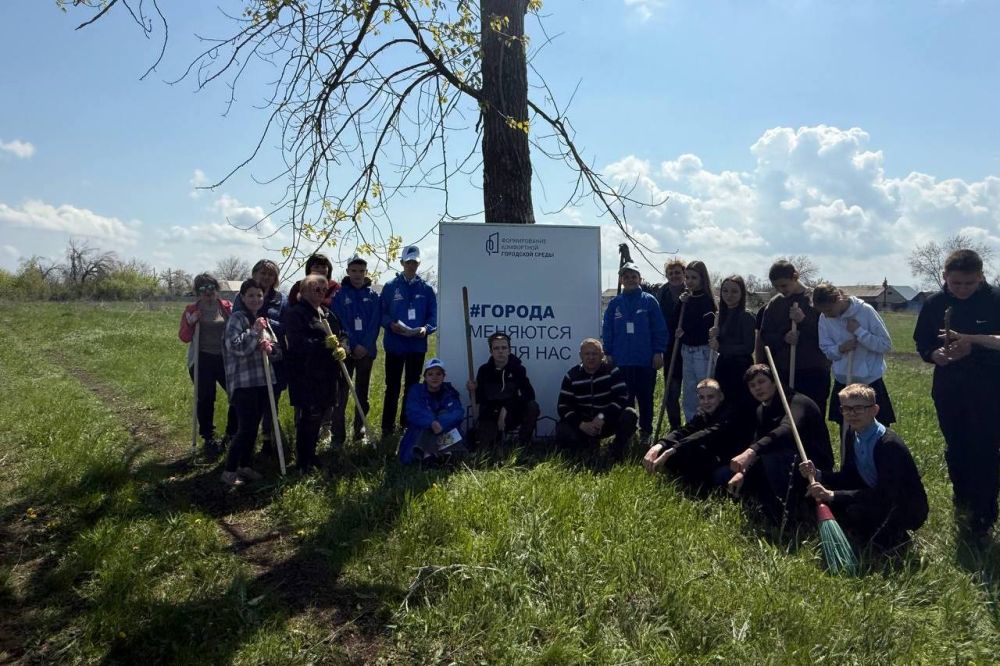 Город преобразился: жители Червонопартизанска приняли участие во Всероссийском субботнике Город преобразился: жители Червонопартизанска приняли участие во Всероссийском субботнике