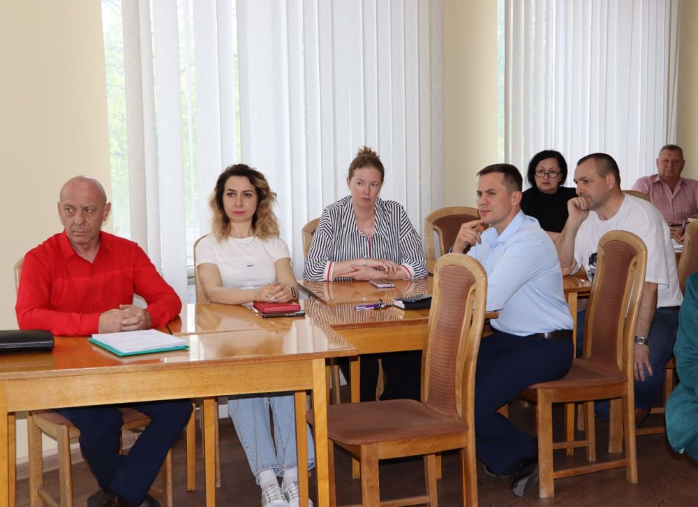 В Стаханове состоялись публичные слушания В Стаханове состоялись публичные слушания