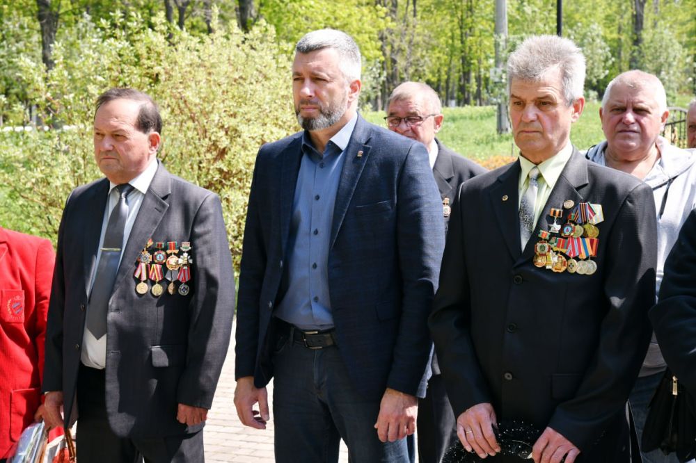 Андрей Сухачев: В День участников ликвидации последствий радиационных аварий и катастроф провели памятное мероприятие, посвященное ликвидаторам аварии на ЧАЭС Андрей Сухачев: В День участников ликвидации последствий радиационных аварий и катастроф провели памятное мероприятие, посвященное ликвидаторам аварии на ЧАЭС