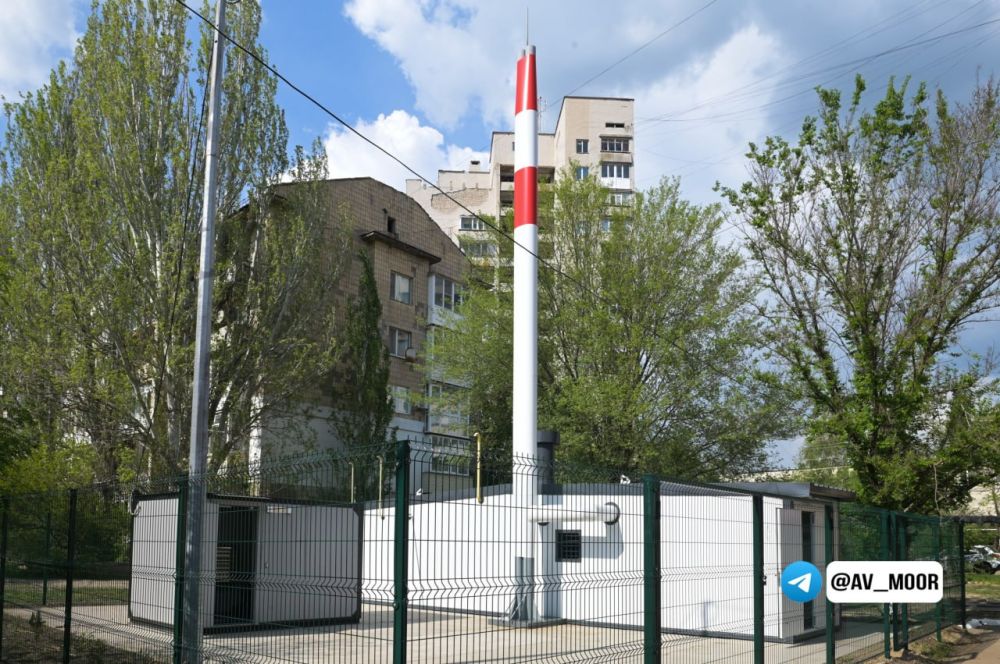 Александр Моор: Большое внимание в подшефном Краснодоне уделяем восстановлению коммунальной инфраструктуры, сильно устаревшей за последние 30 лет Александр Моор: Большое внимание в подшефном Краснодоне уделяем восстановлению коммунальной инфраструктуры, сильно устаревшей за последние 30 лет
