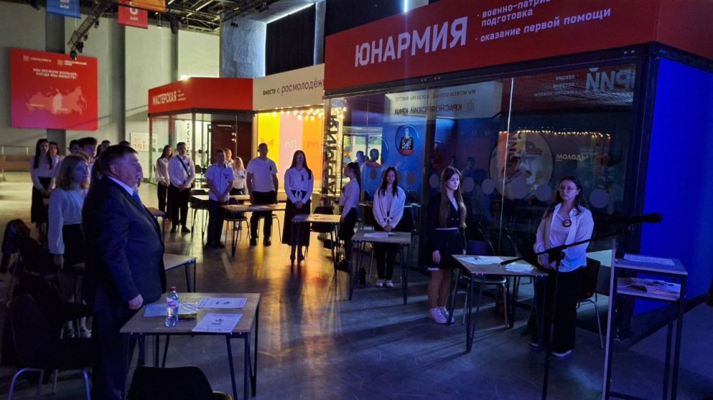 Свердловский муниципалитет присоединились к акции «Диктант Победы» Свердловский муниципалитет присоединились к акции «Диктант Победы»