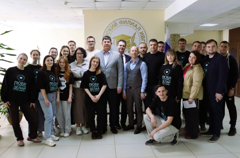 Ивановцы радушно встретили профсоюзную делегацию из ЛНР Ивановцы радушно встретили профсоюзную делегацию из ЛНР