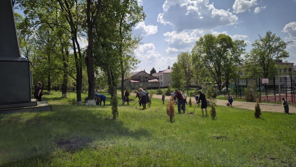 Всероссийский субботник в Белокуракинском округе активно поддержали во всех населенных пунктах Всероссийский субботник в Белокуракинском округе активно поддержали во всех населенных пунктах