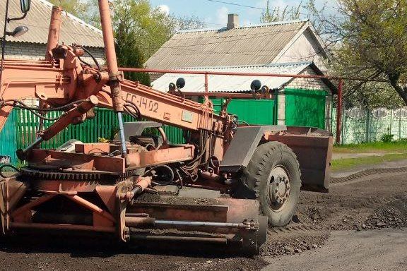 Сотрудники МУП «Благоустройство «СМО» продолжают активно трудиться над улучшением облика Свердловского муниципального округа, реагируя на обращения граждан и выполняя плановые работы Сотрудники МУП «Благоустройство «СМО» продолжают активно трудиться над улучшением облика Свердловского муниципального округа, реагируя на обращения граждан и выполняя плановые работы