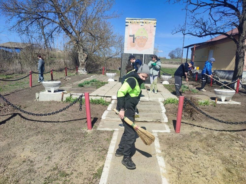 Майские праздники приближаются, и в Марковском муниципальном округе идет подготовка к торжественным мероприятиям, посвященным Великой Победе в годы Великой Отечественной войны Майские праздники приближаются, и в Марковском муниципальном округе идет подготовка к торжественным мероприятиям, посвященным Великой Победе в годы Великой Отечественной войны