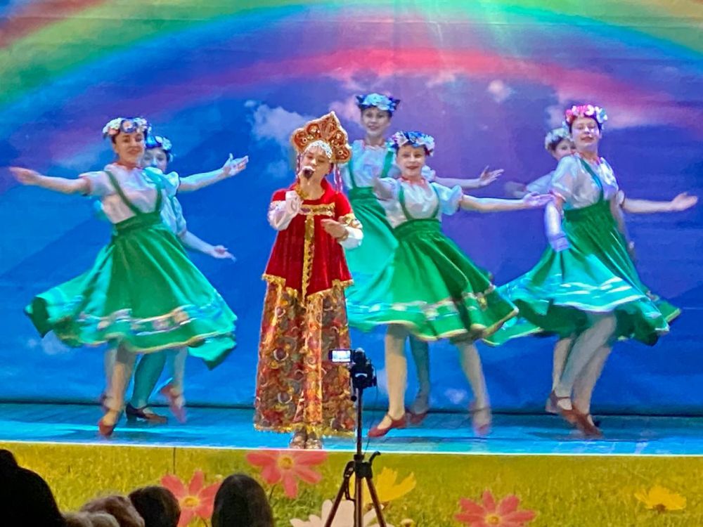 Станично-Луганский ДК. 25 апреля состоялся незабываемый концерт «Радуга танца» в честь Международного дня танца! Станично-Луганский ДК. 25 апреля состоялся незабываемый концерт «Радуга танца» в честь Международного дня танца!