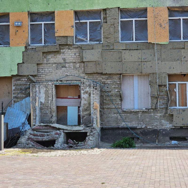 Гуманитарная помощь доставлена в Сватовскую школу интернат в ЛНР Гуманитарная помощь доставлена в Сватовскую школу интернат в ЛНР