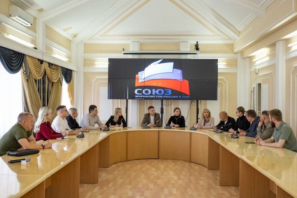 Власти республики открыты к прямому диалогу со СМИ с целью оперативного информирования жителей ЛНР о важных и актуальных событиях в регионе Власти республики открыты к прямому диалогу со СМИ с целью оперативного информирования жителей ЛНР о важных и актуальных событиях в регионе