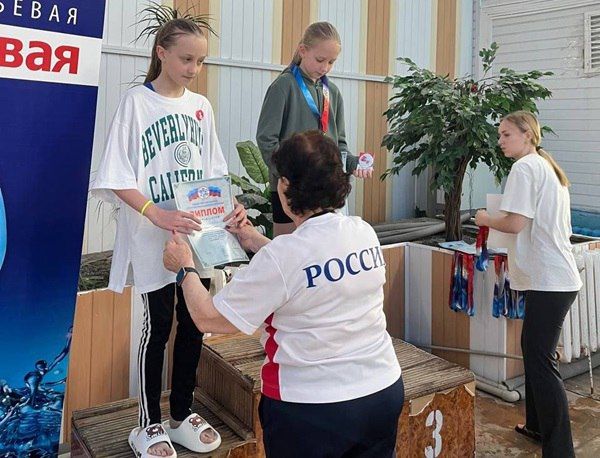 Пловцы Краснодонщины отлично выступили на турнире в Луганске Пловцы Краснодонщины отлично выступили на турнире в Луганске