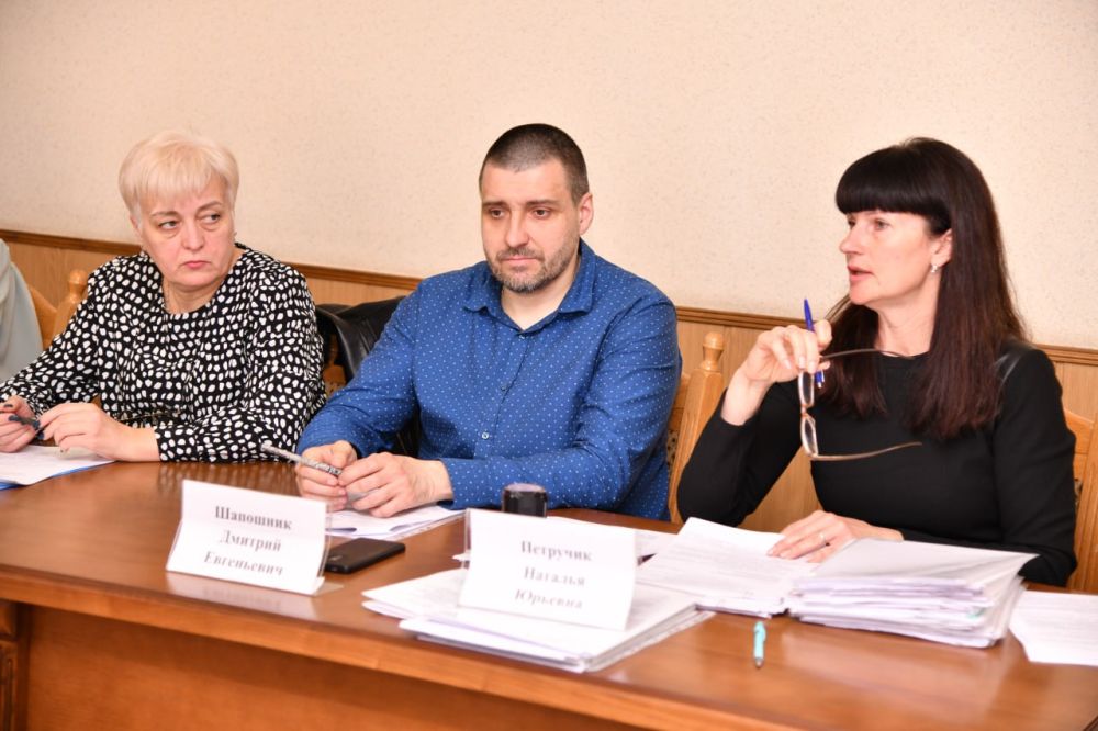 Проведено заседание Комиссии по делам несовершеннолетних и защите их прав Проведено заседание Комиссии по делам несовершеннолетних и защите их прав