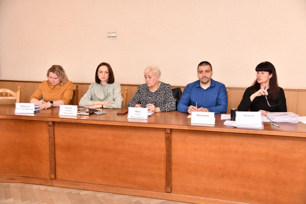 Проведено заседание Комиссии по делам несовершеннолетних и защите их прав Проведено заседание Комиссии по делам несовершеннолетних и защите их прав